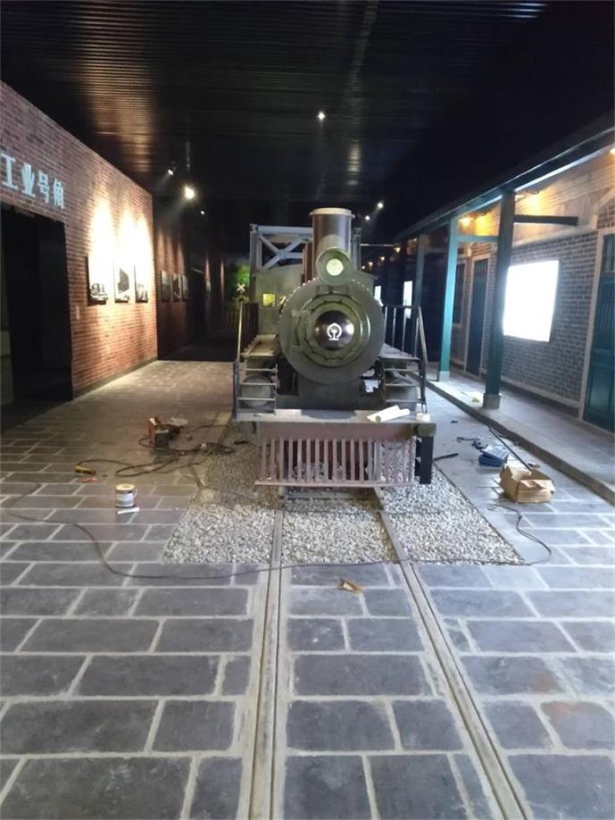 哈尔滨蒸汽火车模型